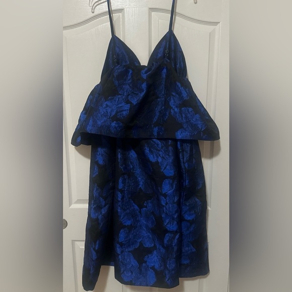 NWT Women’s ANTHROPOLOGIE SLEEVELESS OPEN-BACK MIDI DRESS. Size Medium. - Picture 6 of 10